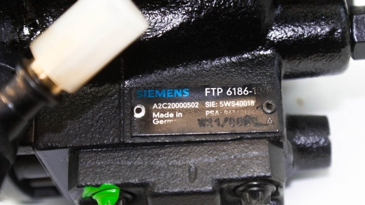 Pompa wtryskowa CR 5WS40001 SIEMENS